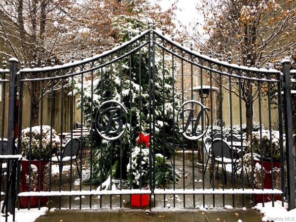 974 Main Street , Peekskill, NY 10566