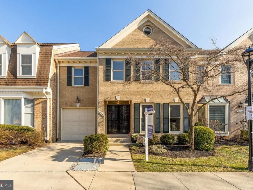 10135 Crestberry Place , Bethesda, MD 20817 Main Photo