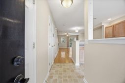 129 Hornby Circle photo 4