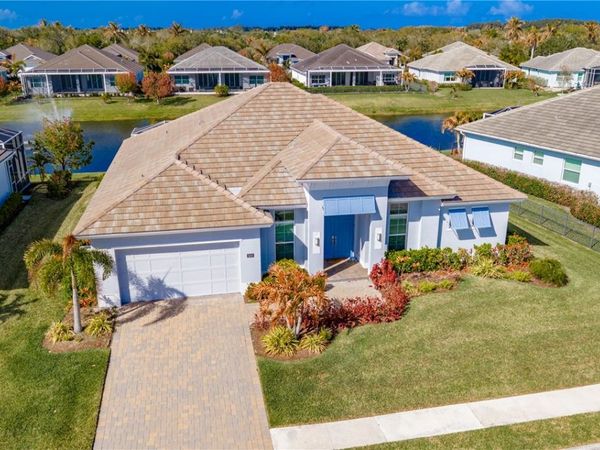 9256 Orchid Cove Circle, Vero Beach, FL 32963
