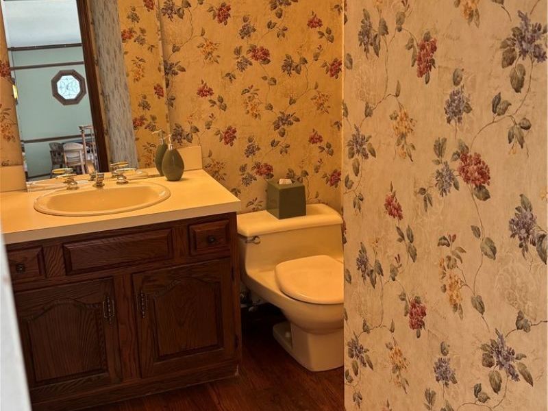 2904 Camelot Court , Willoughby Hills, OH 44092 Photo 18