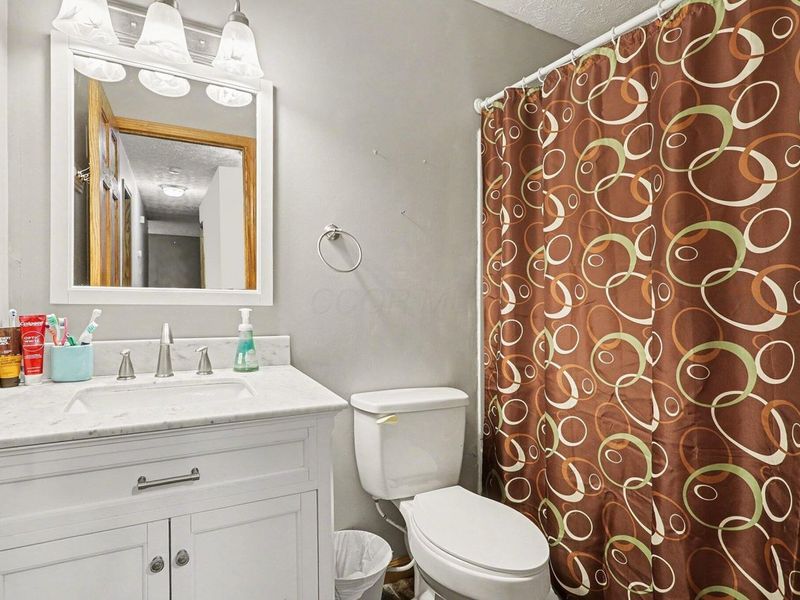 422 Sevilla Drive, Waverly, OH 45690 Photo 15