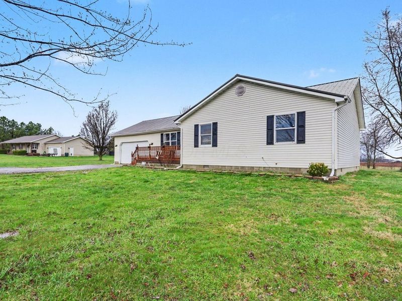 422 Sevilla Drive, Waverly, OH 45690 Photo 2