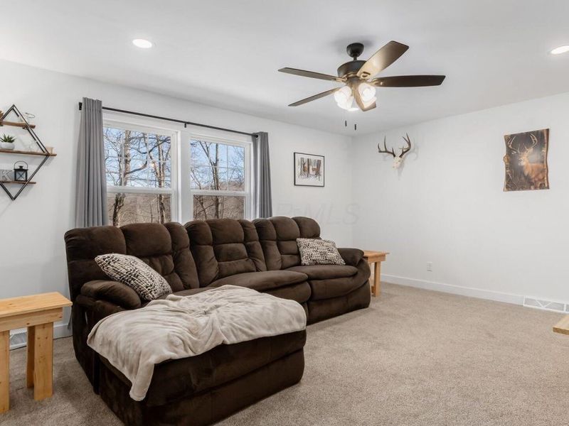 10050 Perryton Road , Frazeysburg, OH 43822 Photo 15