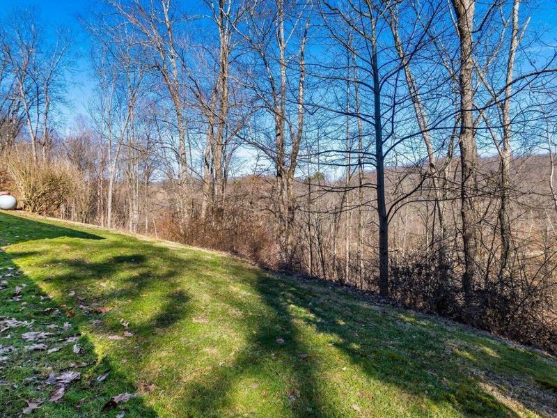 10050 Perryton Road , Frazeysburg, OH 43822 Photo 38