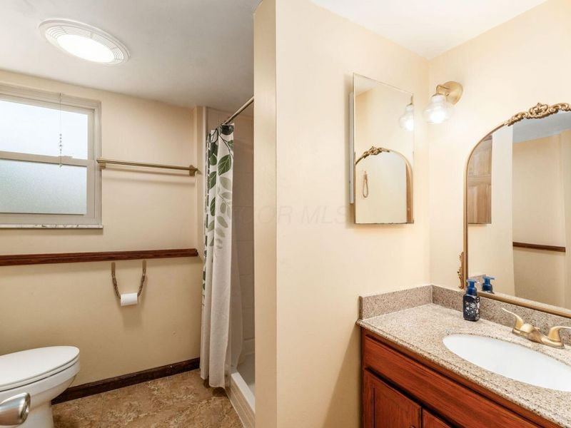 7121 Medallion Court, Reynoldsburg, OH 43068 Photo 18