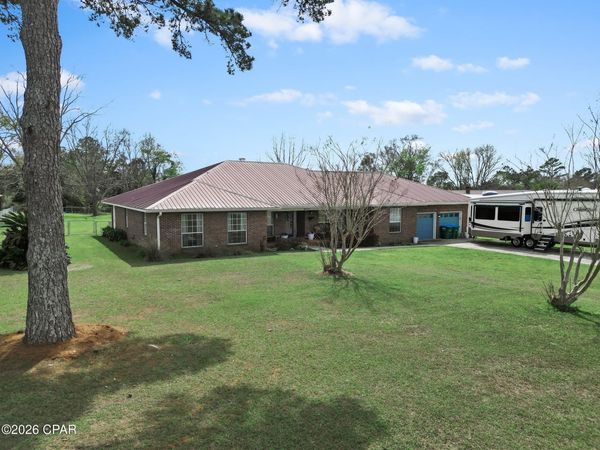4671 Shankle Drive, Marianna, FL 32446