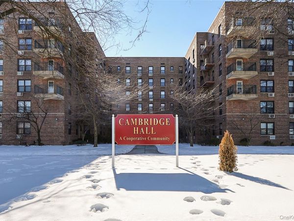 224-24 Union Turnpike , Unit 4H, Oakland Gardens, NY 11364