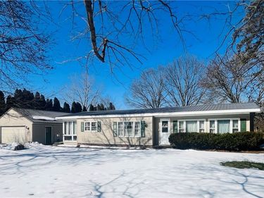 998 Pinewood Road, Phelps, NY 14532