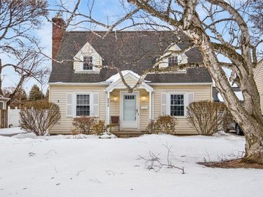 205 Thorncliffe Drive, Rochester, NY 14617