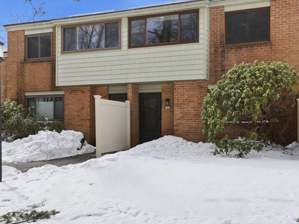 95 Greenbrook Dr, Unit 95, Stoughton, MA 02072