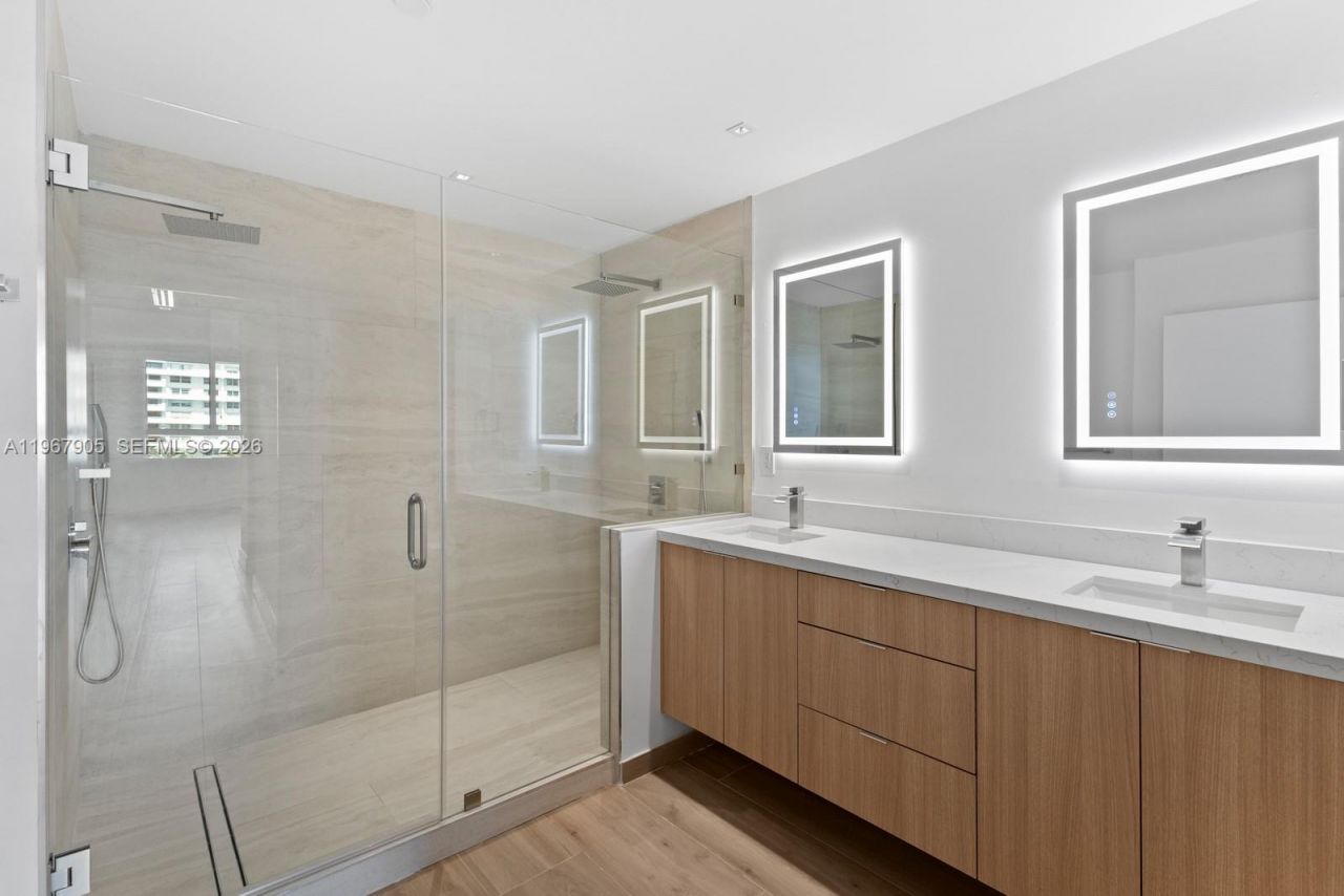 251 Crandon Blvd , Unit 531, Key Biscayne, FL 33149 Photo