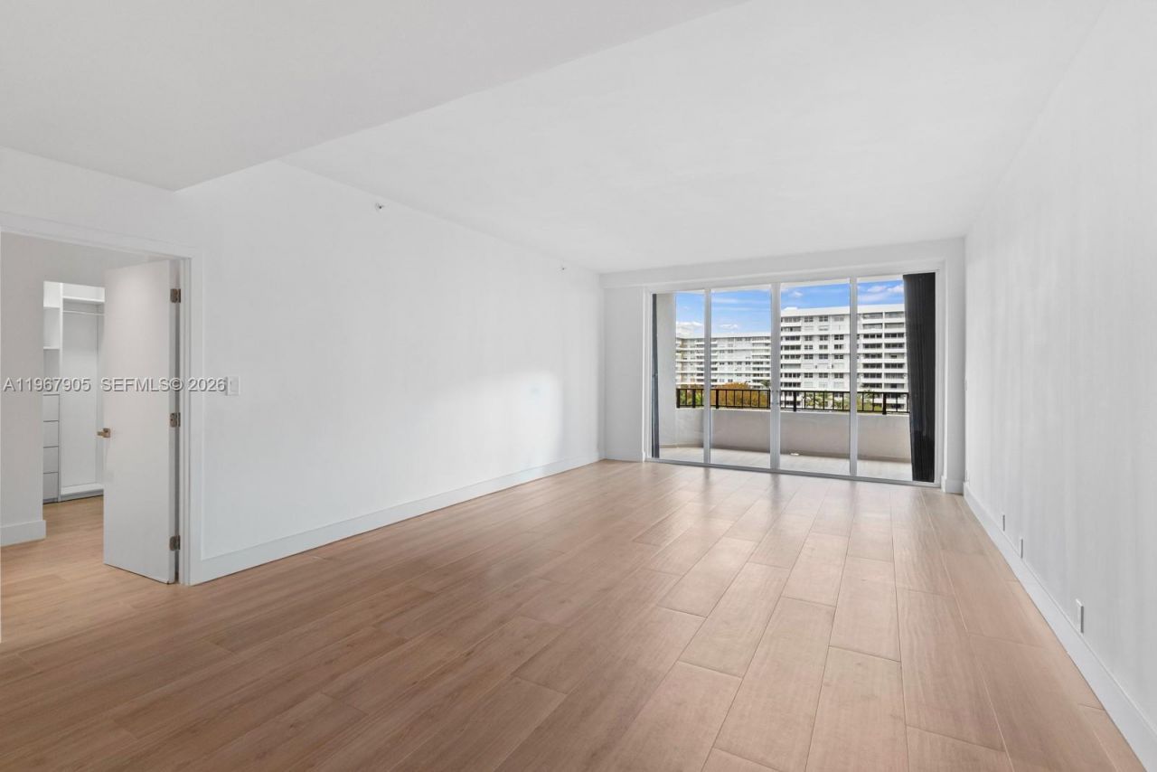 251 Crandon Blvd , Unit 531, Key Biscayne, FL 33149 Photo