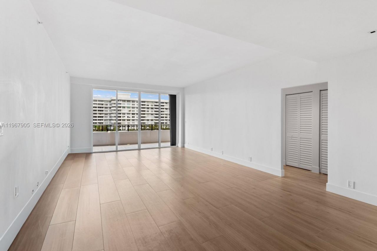 251 Crandon Blvd , Unit 531, Key Biscayne, FL 33149 Photo