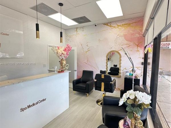 MED SPA NEAR FIU , Sweetwater, FL 33174
