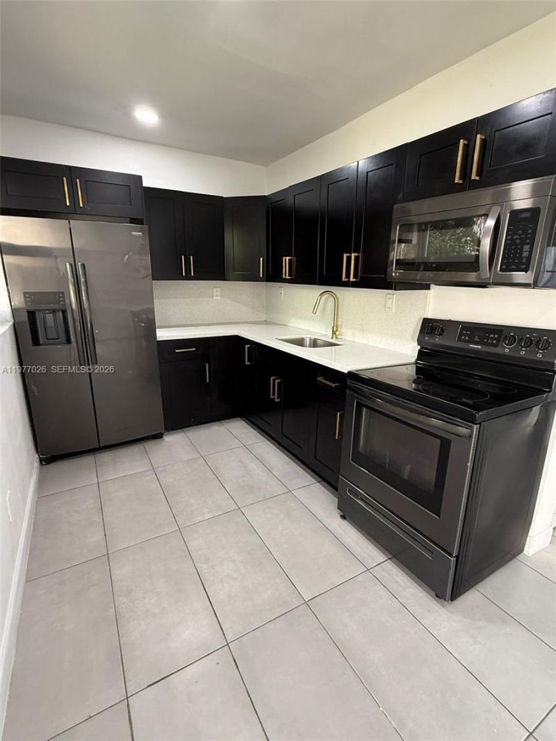 504 NW 15th Ave, Unit B, Fort Lauderdale, FL 33311 Photo