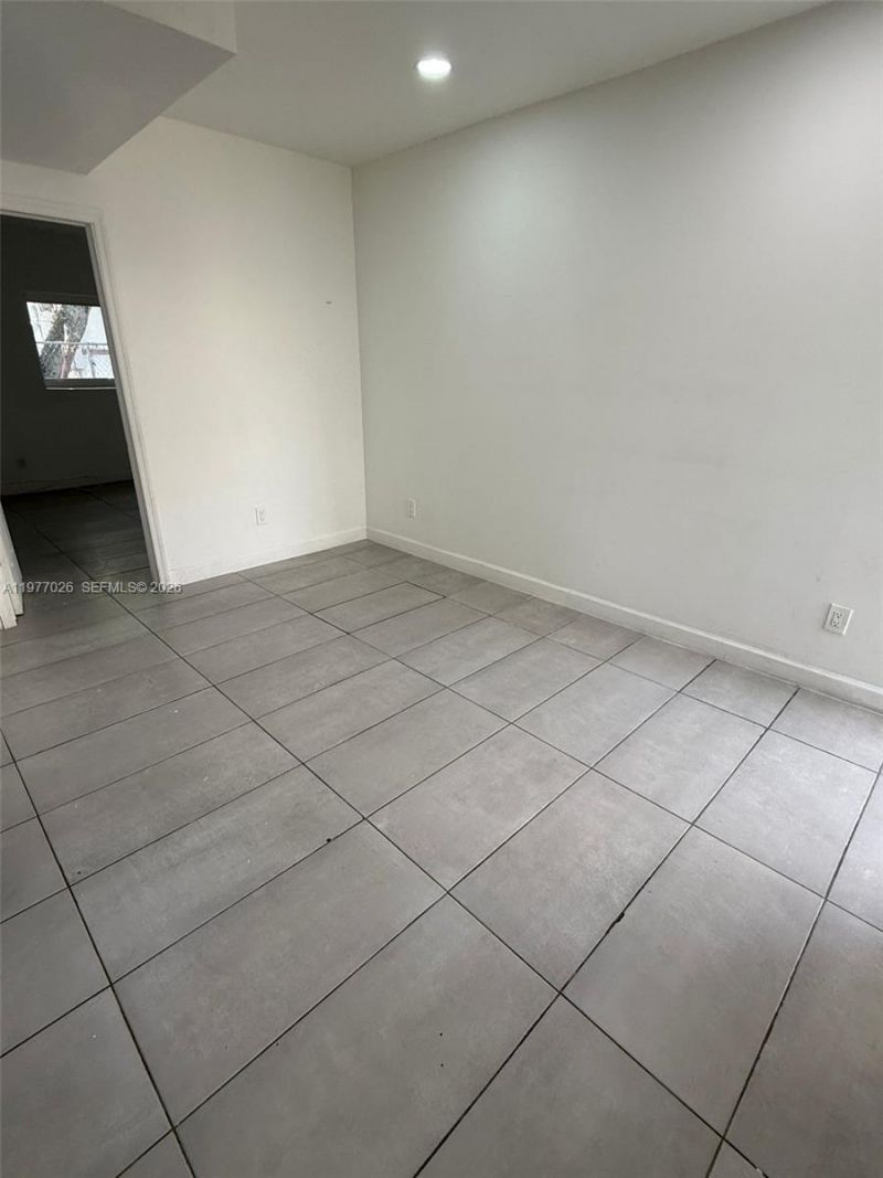 504 NW 15th Ave, Unit B, Fort Lauderdale, FL 33311 Photo