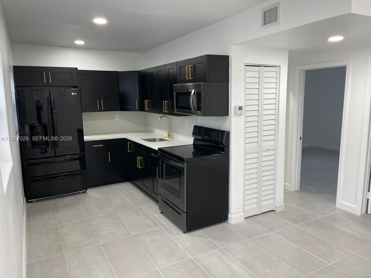 504 NW 15th Ave, Unit B, Fort Lauderdale, FL 33311 Photo