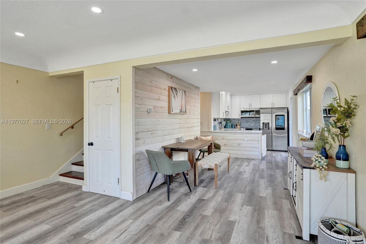 4525 NE 21st Ave, Unit 5, Fort Lauderdale, FL 33308 Photo