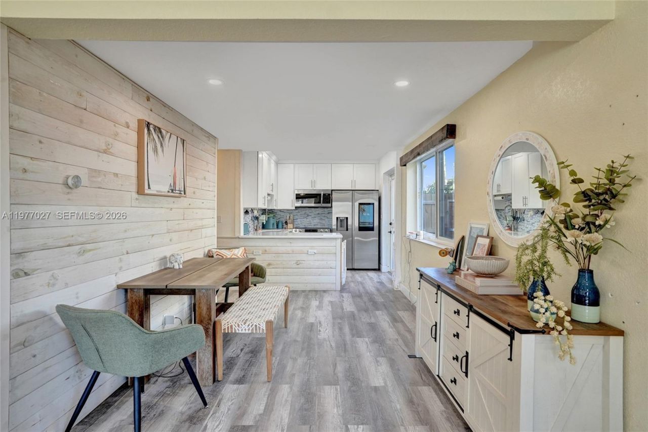 4525 NE 21st Ave, Unit 5, Fort Lauderdale, FL 33308 Photo