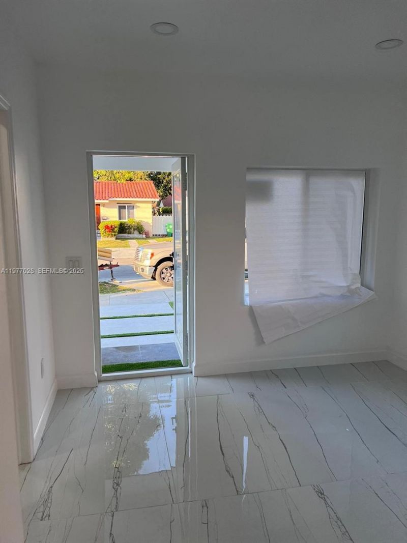 1630 SW 20th St , Unit 1, Miami, FL 33145 Photo