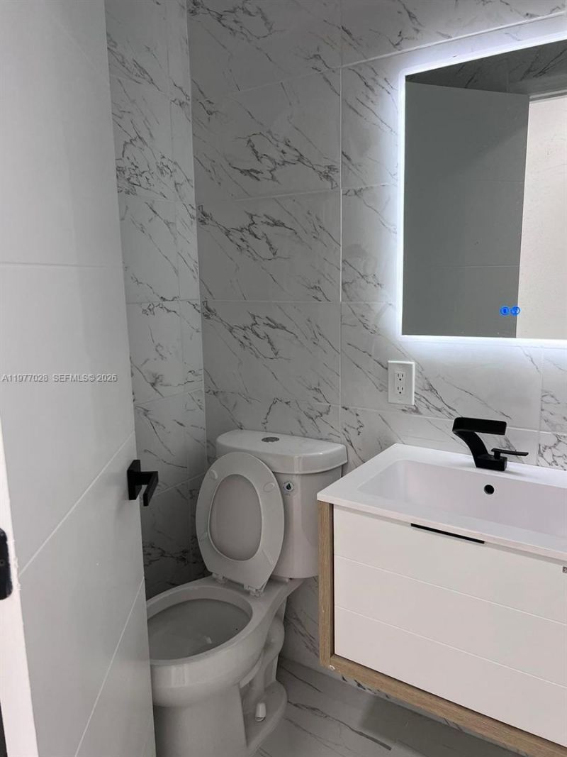 1630 SW 20th St , Unit 1, Miami, FL 33145 Photo