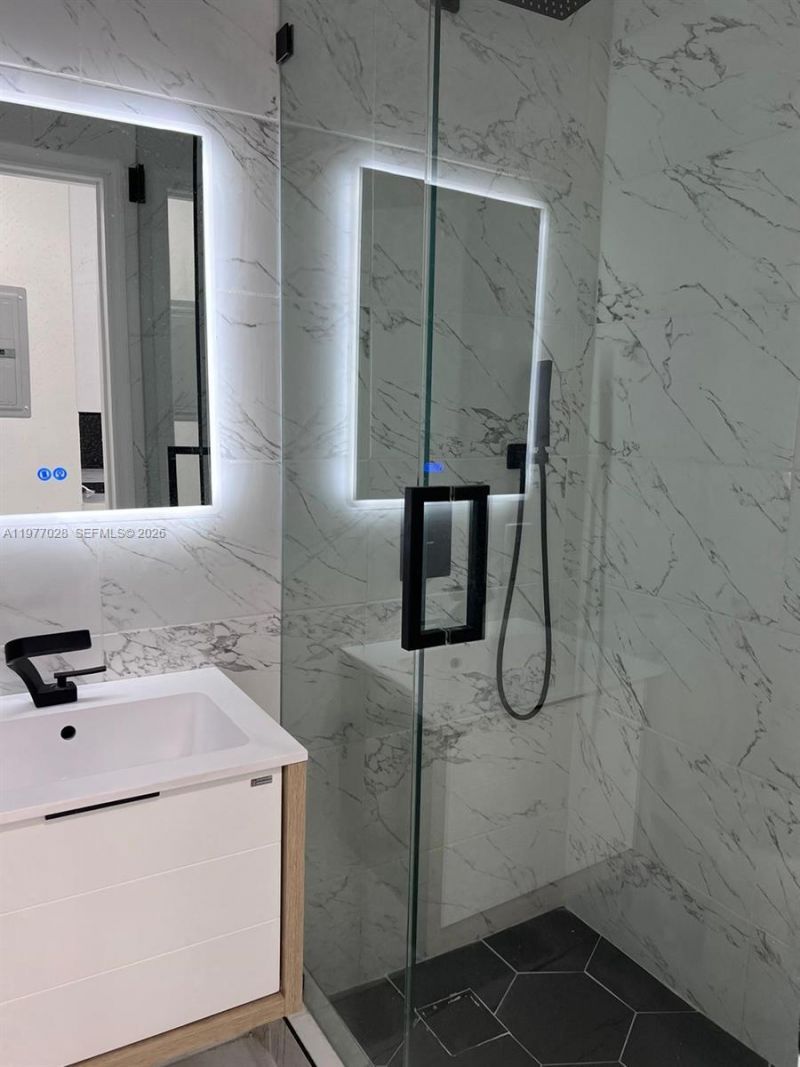 1630 SW 20th St , Unit 1, Miami, FL 33145 Photo