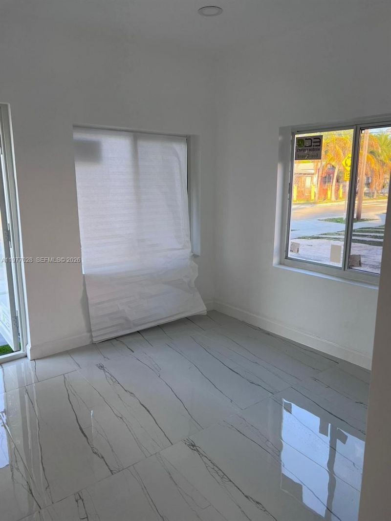 1630 SW 20th St , Unit 1, Miami, FL 33145 Photo