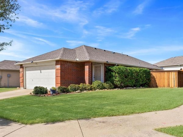 4022 Shawnee Trail, Heartland, TX 75126