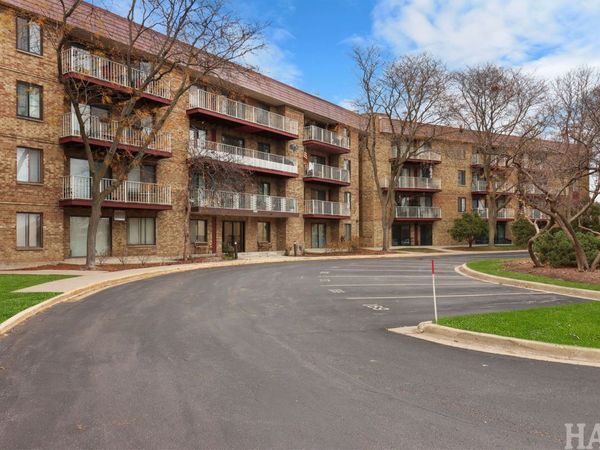 5400 Astor Lane , Unit 116, Rolling Meadows, IL 60008