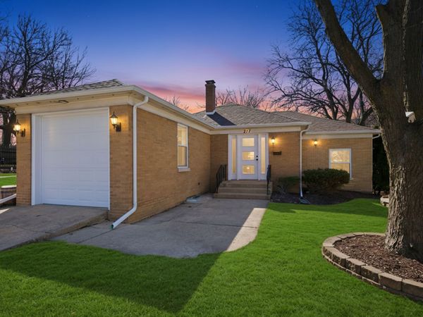 217 E 11th Street, Lockport, IL 60441