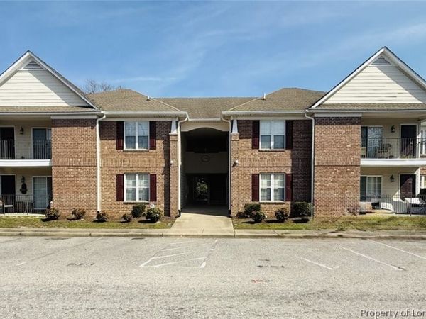 1750 Renwick Drive, Unit 203, Fayetteville, NC 28304