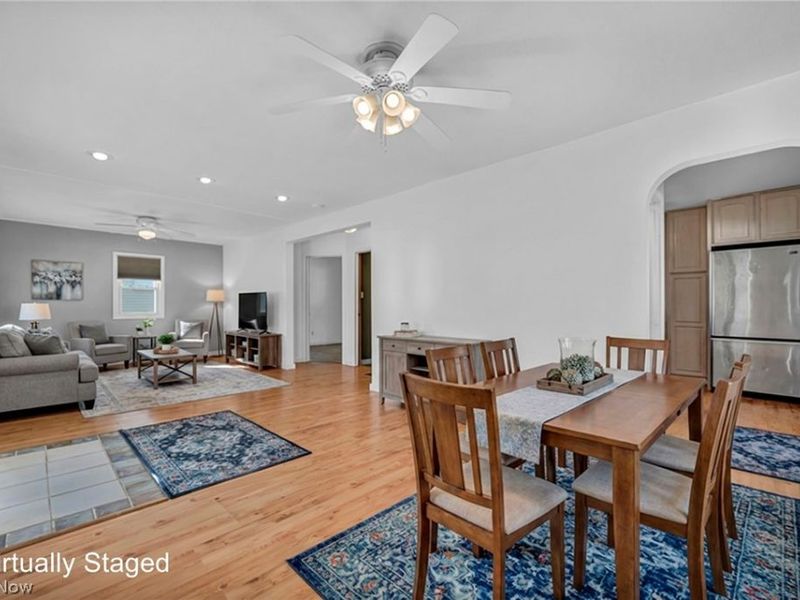 1932 Issaquah Street , Cuyahoga Falls, OH 44221 Photo 4