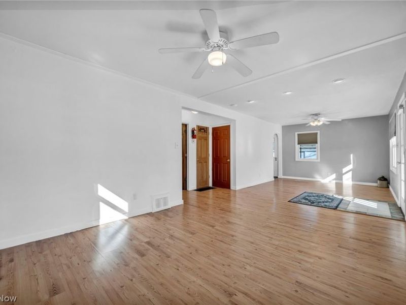 1932 Issaquah Street , Cuyahoga Falls, OH 44221 Photo 6