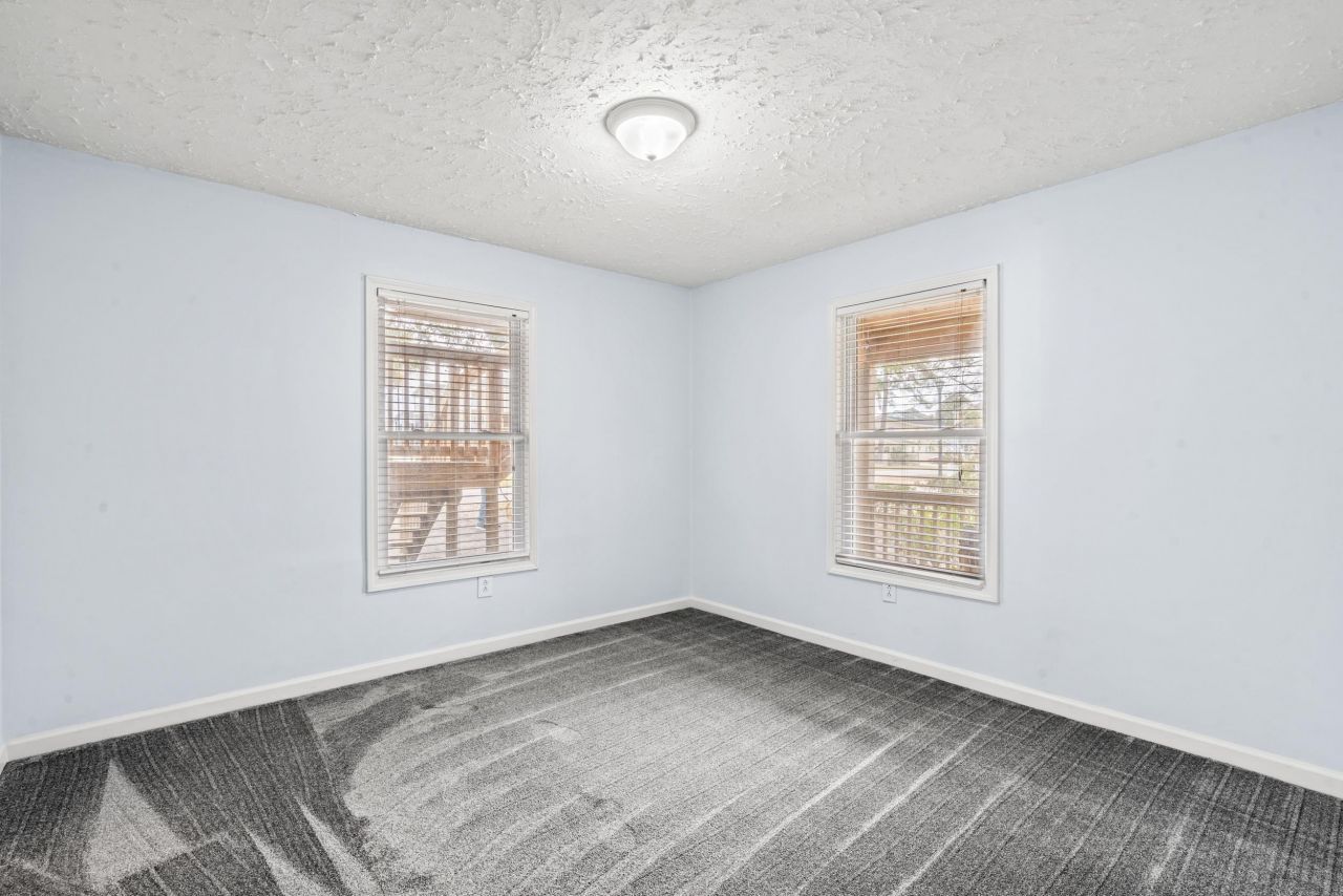 310 14th Ave. S Photo 22