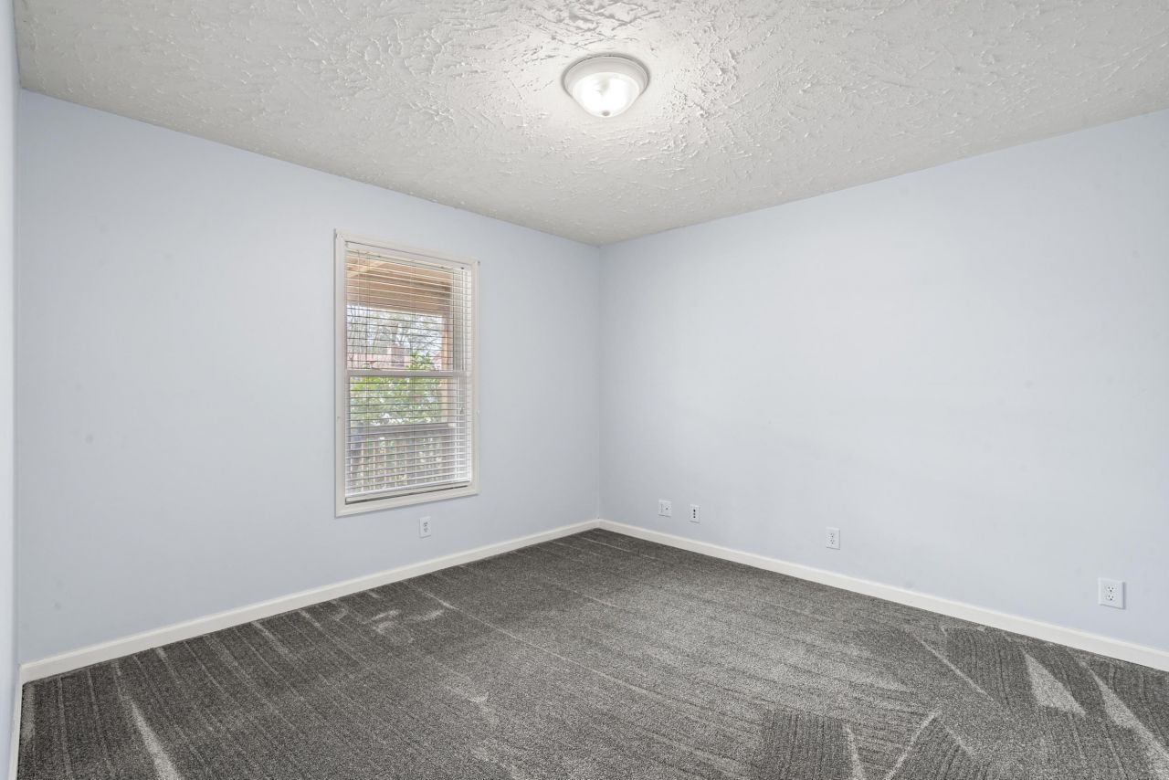 310 14th Ave. S Photo 27