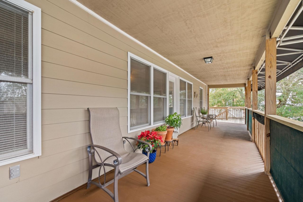 310 14th Ave. S Photo 4