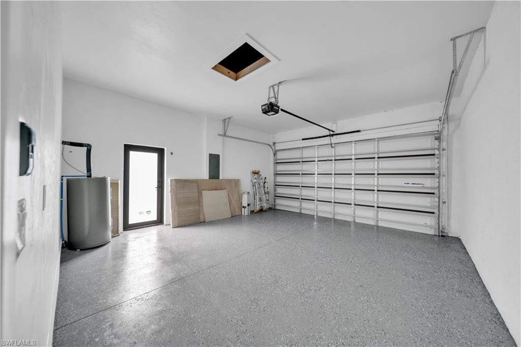 2318 NW 30th Ter, Cape Coral, FL 33993 Photo
