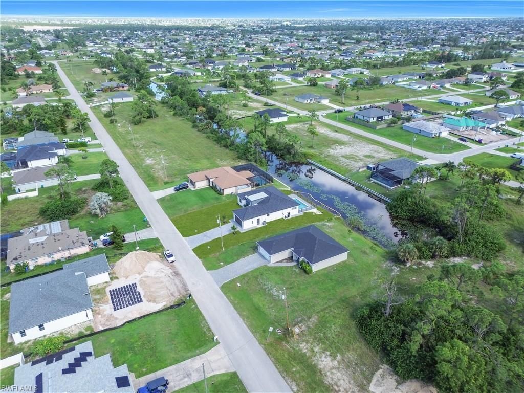 2318 NW 30th Ter, Cape Coral, FL 33993 Photo