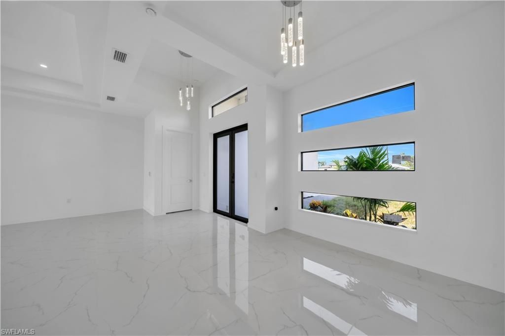 2318 NW 30th Ter, Cape Coral, FL 33993 Photo