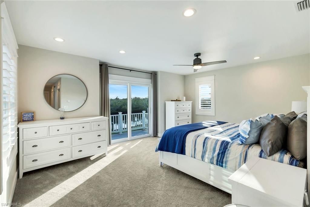 11861 Isle Of Palms Dr, Fort Myers Beach, FL 33931 Photo