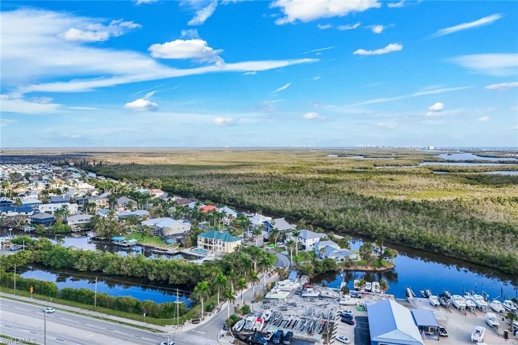 11861 Isle Of Palms Dr, Fort Myers Beach, FL 33931 Photo