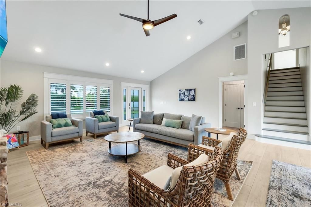 11861 Isle Of Palms Dr, Fort Myers Beach, FL 33931 Photo