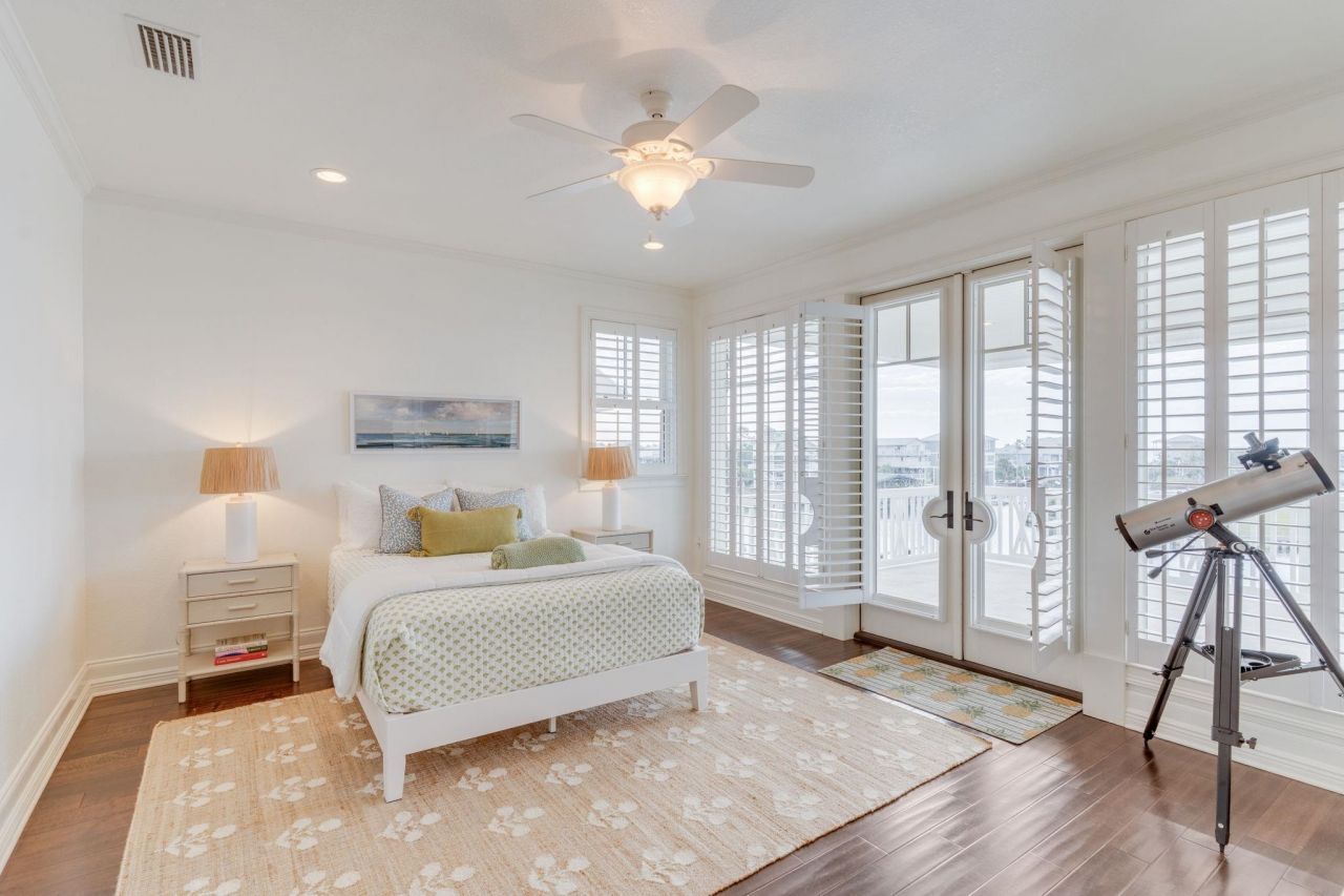 51 Walker Creek Drive, Crawfordville, FL 32327 Photo