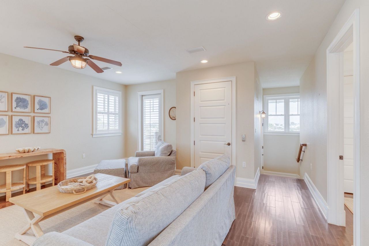 51 Walker Creek Drive, Crawfordville, FL 32327 Photo