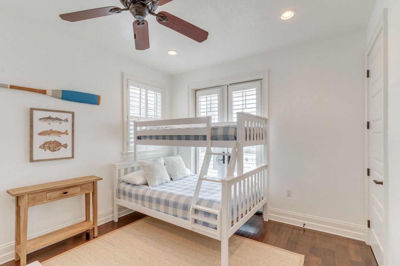 51 Walker Creek Drive, Crawfordville, FL 32327 Photo