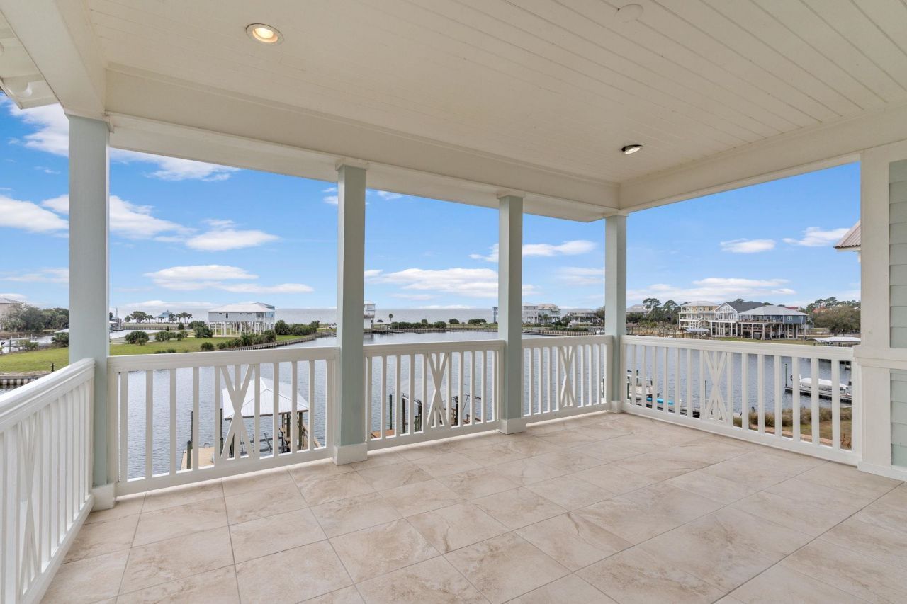 51 Walker Creek Drive, Crawfordville, FL 32327 Photo