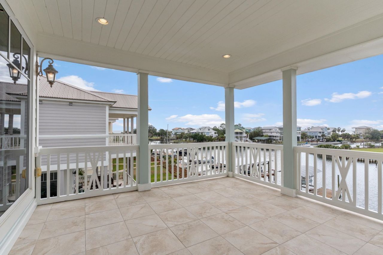 51 Walker Creek Drive, Crawfordville, FL 32327 Photo