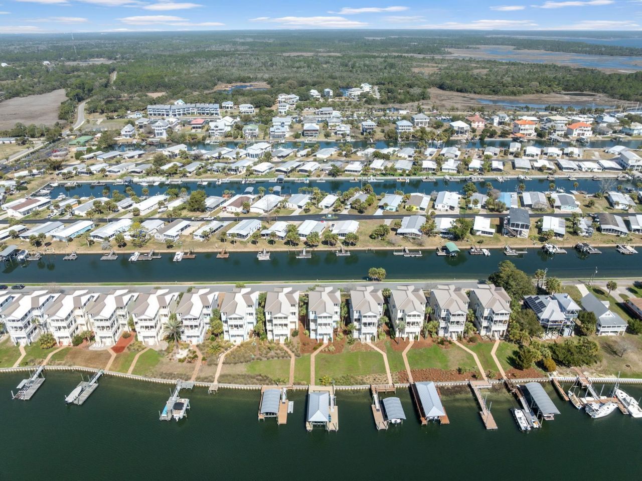 51 Walker Creek Drive, Crawfordville, FL 32327 Photo