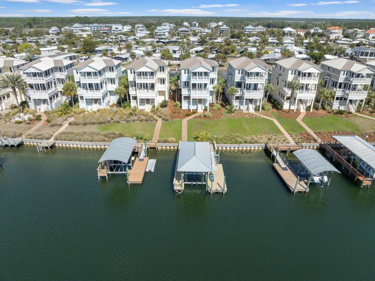 51 Walker Creek Drive, Crawfordville, FL 32327 Photo